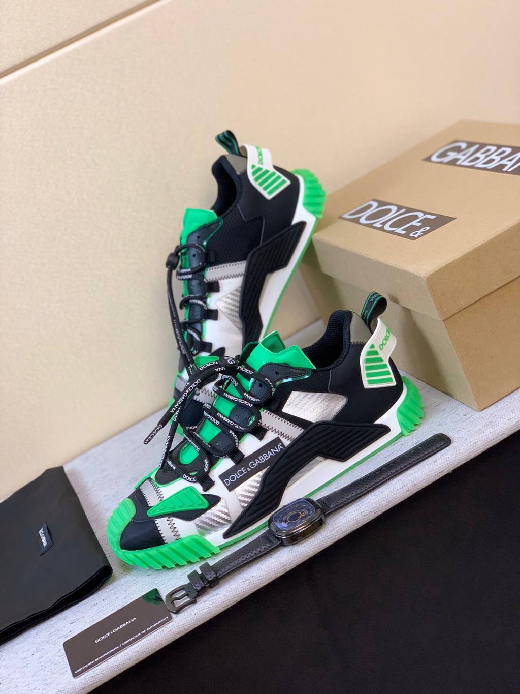 D*G sneaker